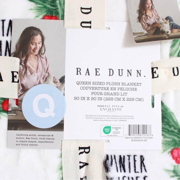Rae Dunn Holiday Plush Blanket Queen Size - Picture 4 of 4